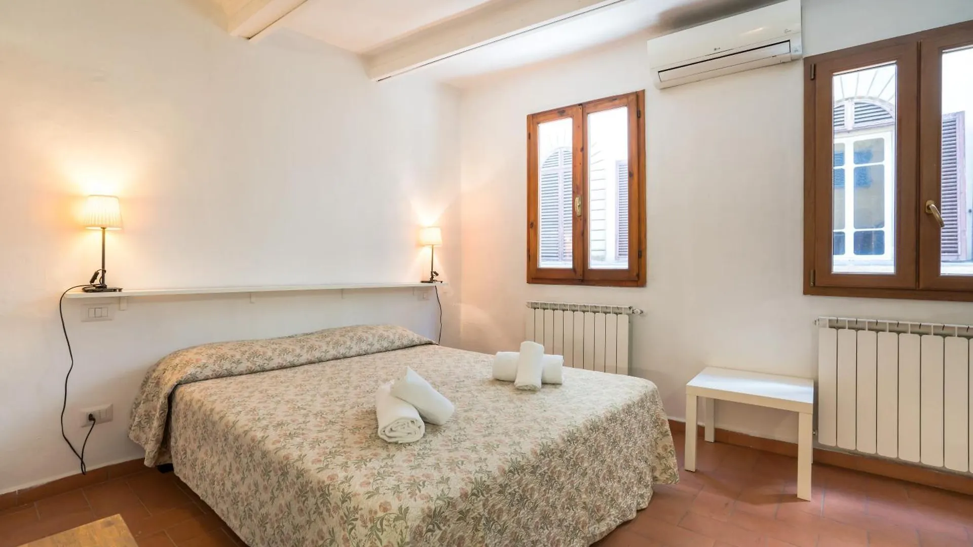 Super Central Apartment Florence