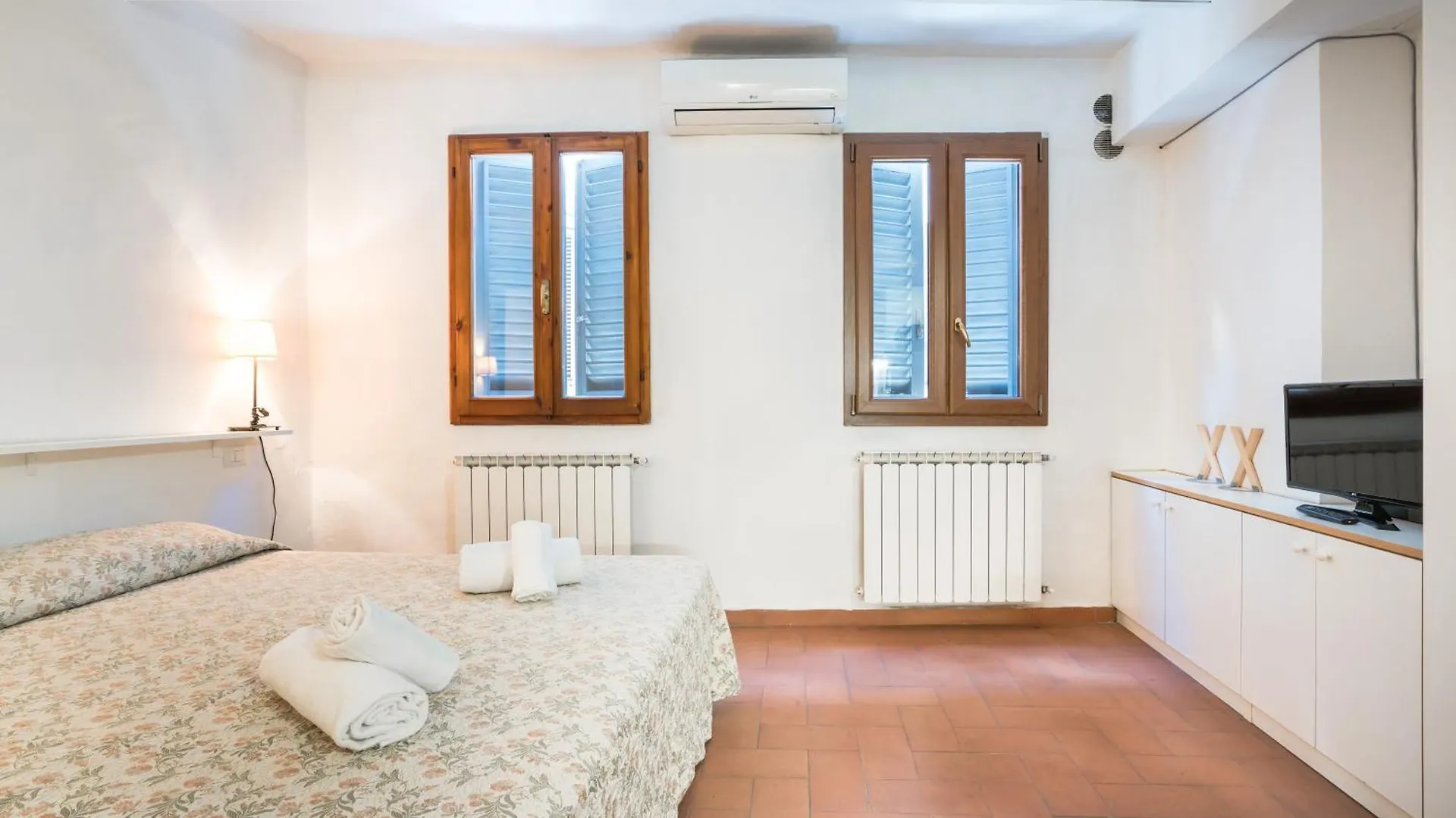 Super Central Apartment Florence